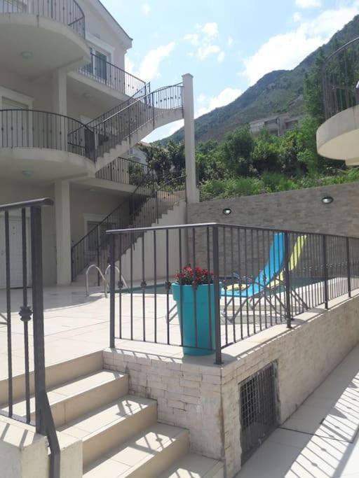 2Br Apartment With Pool Котор Экстерьер фото