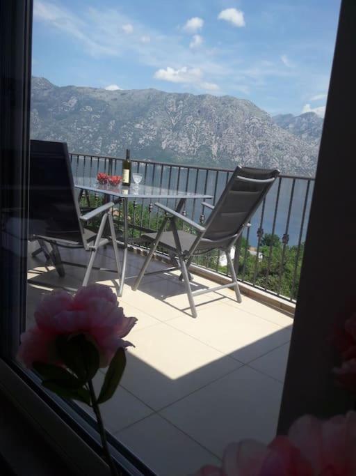 2Br Apartment With Pool Котор Экстерьер фото