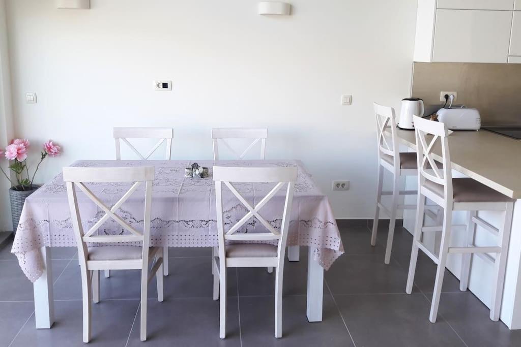 2Br Apartment With Pool Котор Экстерьер фото