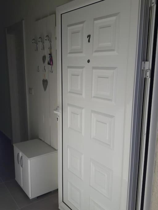 2Br Apartment With Pool Котор Экстерьер фото